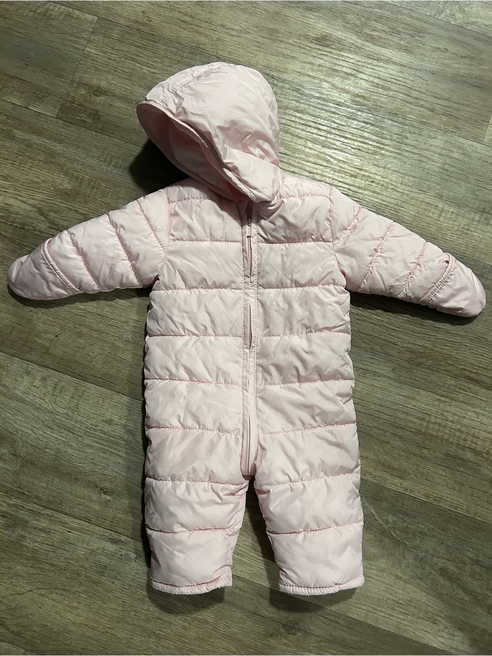 Old Navy pink puffer snowsuit for 12-18 months #babygirl #winter